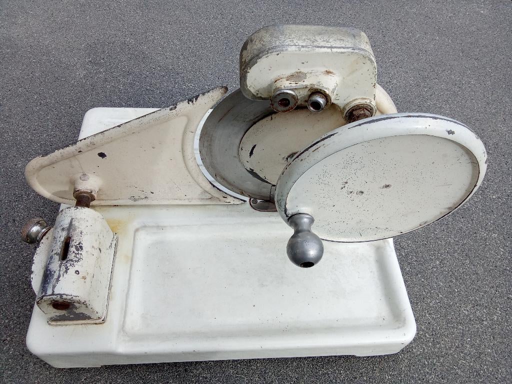 Snijmachine, vleessnijmachine emaille, Antiek en Kunst, Ophalen of Verzenden