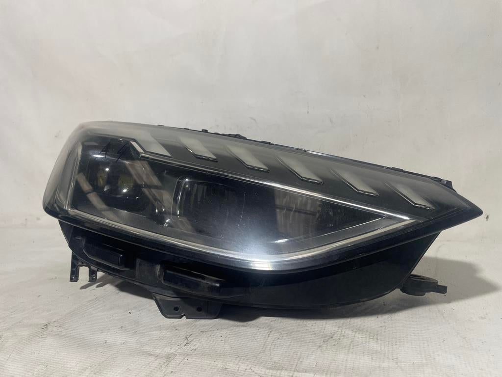 Phare droit 8W0941034D Audi A4, Audi, Enlèvement, Utilisé