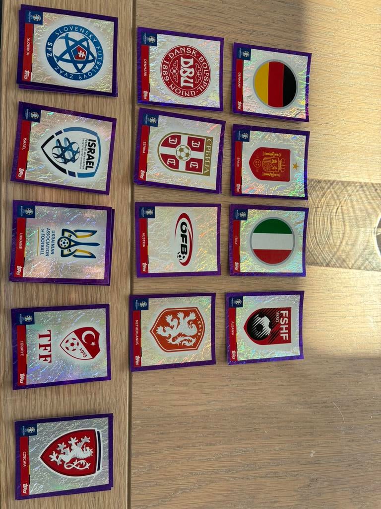 Ek 2024 Topps - Parallel Paars, Ophalen of Verzenden, Nieuw, Sticker
