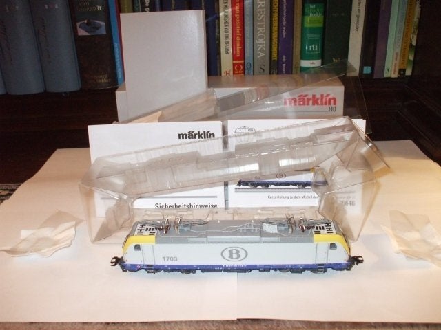 Märklin NMBS eloc 36646 reeks 17 nummer 1703 analoog/mfx, Neuf, Courant alternatif, Enlèvement, Locomotive