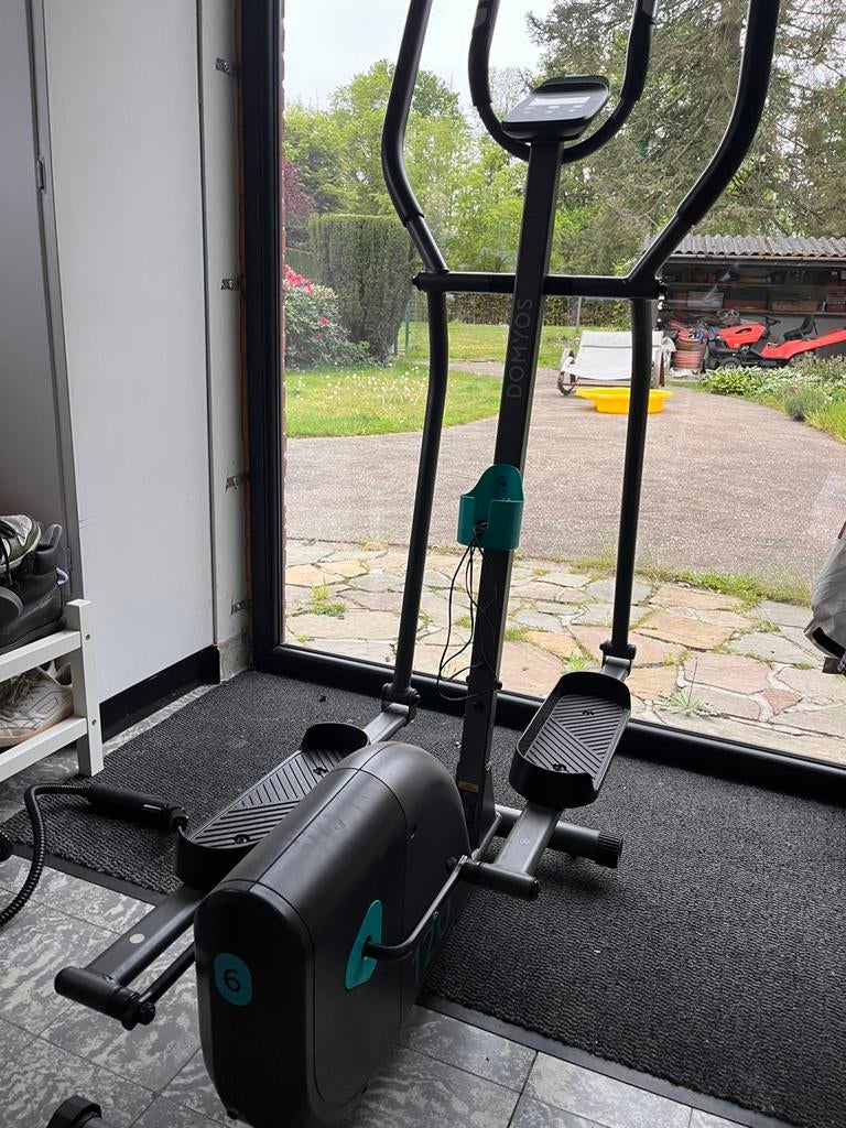 Hometrainer, Sport en Fitness, Ophalen, Zo goed als nieuw