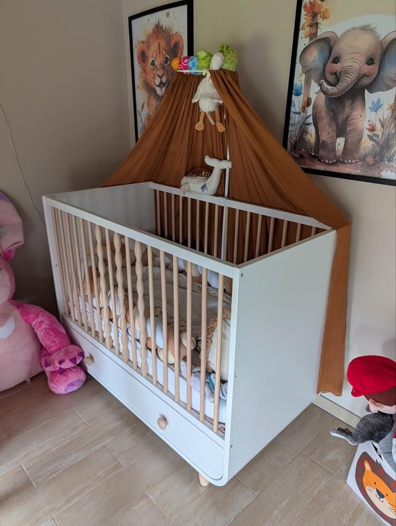 Chambre Bébé IKEA MYLLRA : Lit + table à langer + literie, Enlèvement