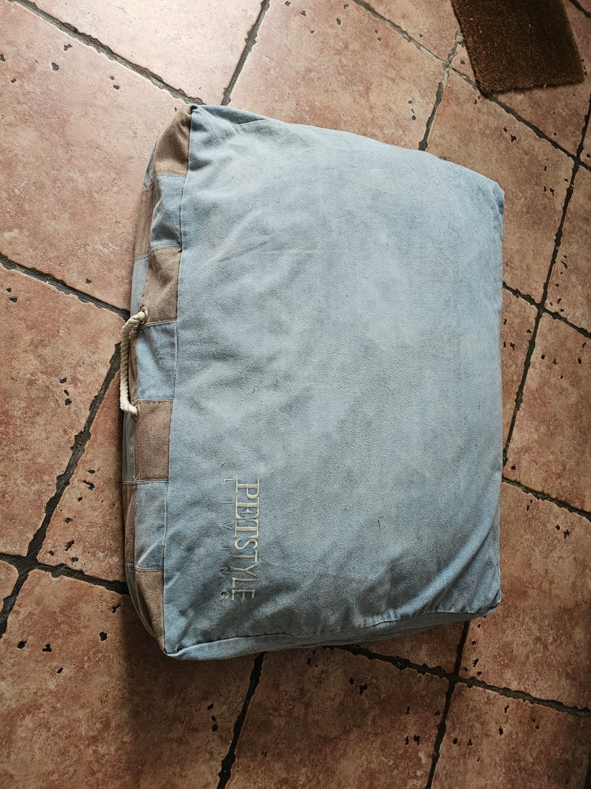Matelas chien 90cm x 70cm, Animaux & Accessoires, Paniers pour chiens, Enlèvement