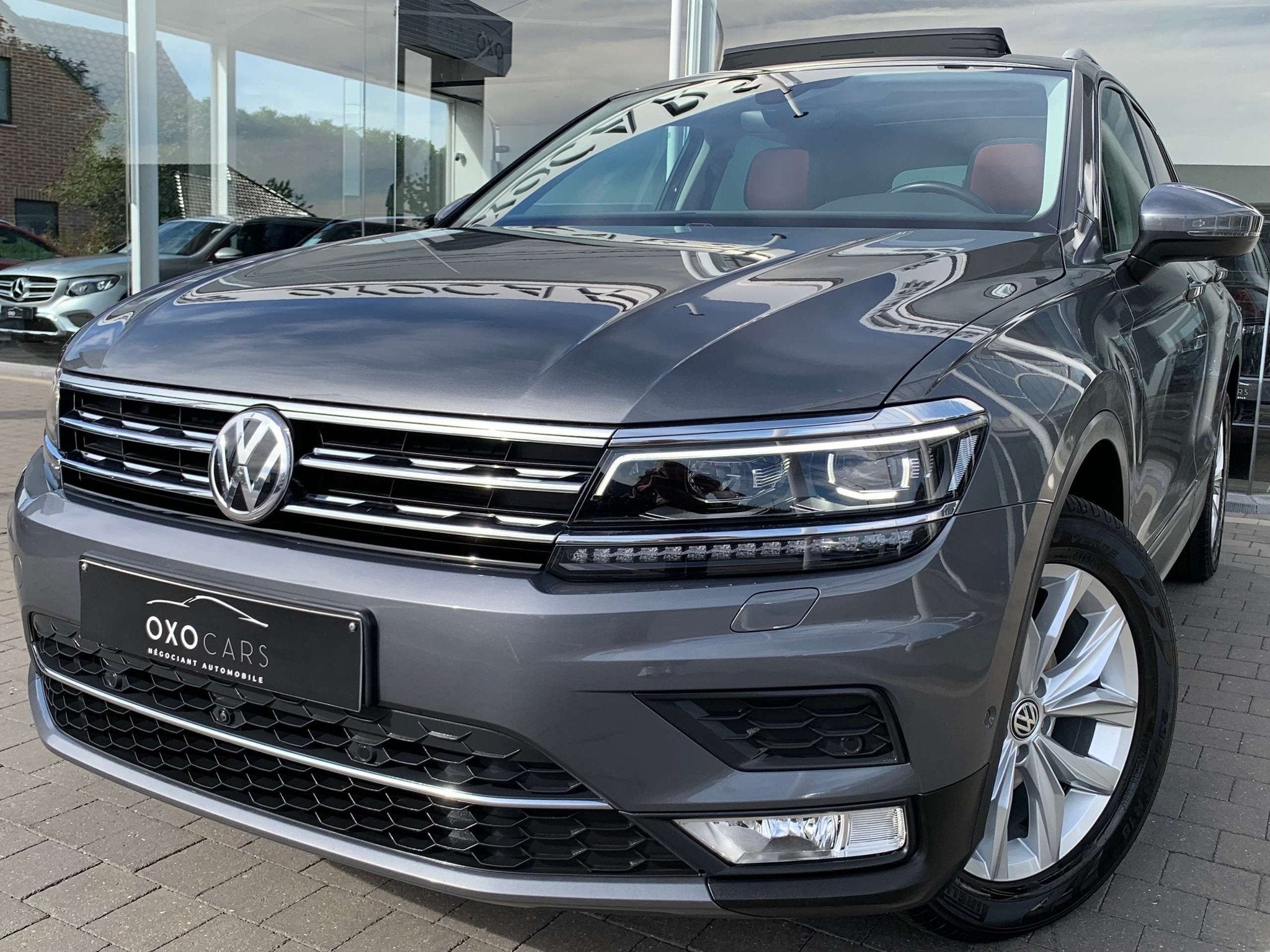 Volkswagen Tiguan 4 MOTION 1.4TSI HIGHLINE 150CV DSG 4x4 / F, Auto's, Automaat, Gebruikt, 4 cilinders, Leder
