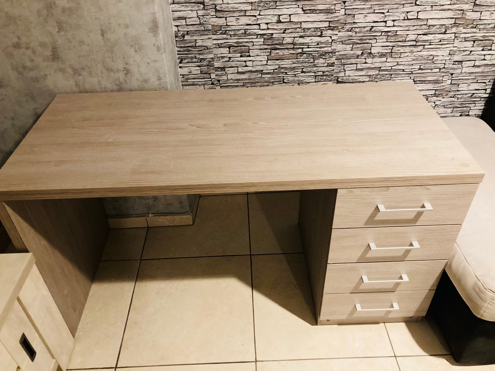 BUREAU A VENDRE, Maison & Meubles, Bureaux, Autres marques, Bureau d'ordinateur, 137 cm, Utilisé