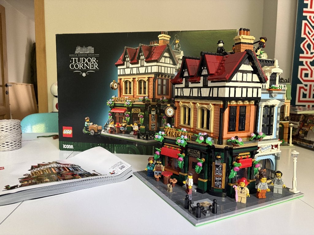 Lego Set - 10350 - Icons - Tudor Corner, Enlèvement ou Envoi, Lego, Comme neuf, Complet