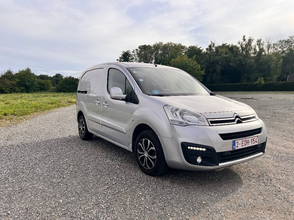 Citroën Berlingo 1.6 BlueHDi 100ch 2017, Autos, Citroën, Argent ou Gris, Achat, 3 places, Boîte manuelle