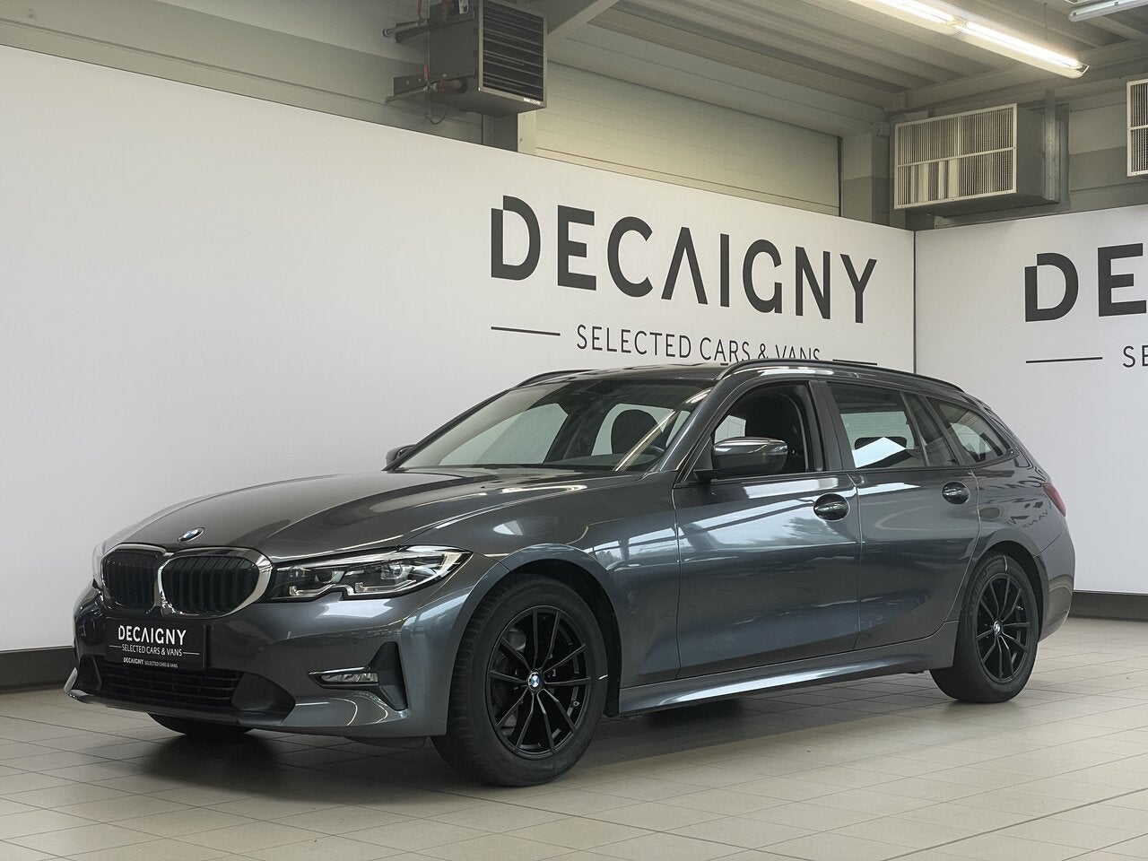 BMW 318 2.0i Touring *App Connect*Navigatie*Digital Cockpit, Auto's, 1998 cc, 4 cilinders, 0 kg, Bedrijf