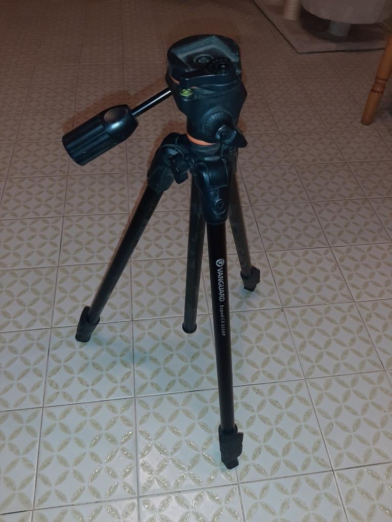 Vanguard statief, Ophalen, Driepoot