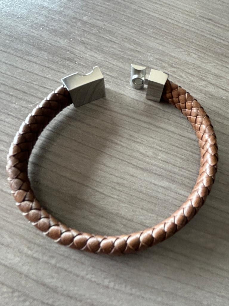 Lucifer Luxury armband, Bijoux, Sacs & Beauté, Enlèvement ou Envoi, Comme neuf, Brun, Cuir