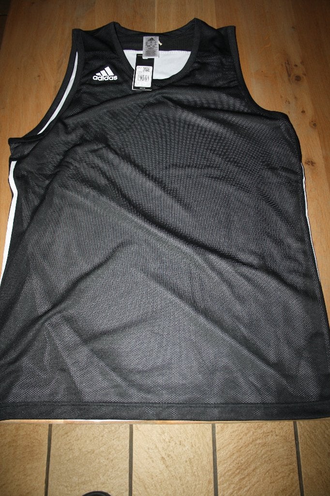 3 x mouwloze basket shirt adidas 3xl nieuw., Sport en Fitness, Basketbal, Ophalen of Verzenden, Nieuw, Kleding