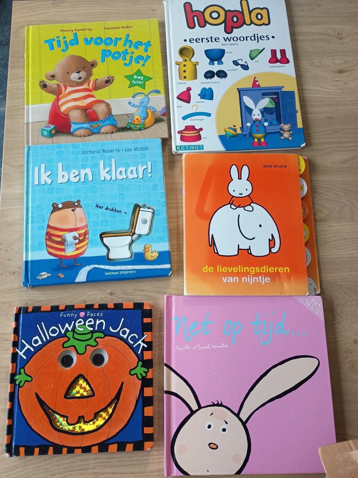 Grote set kinderboekjes Musti, Nijntje, Hopla, Bumba, ..., Boeken, Kinderboeken | Baby's en Peuters, Ophalen of Verzenden