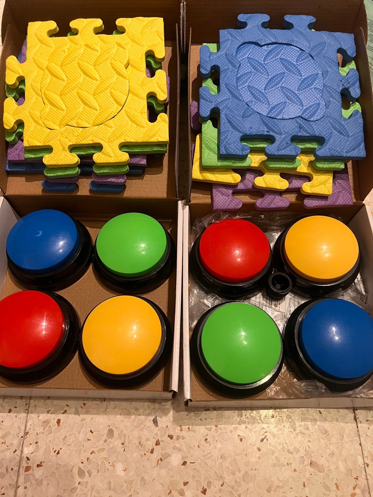 8 boutons enregistrables pour chiens avec tablette à piles, Animaux & Accessoires, Jouets pour chiens, Enlèvement ou Envoi, Comme neuf