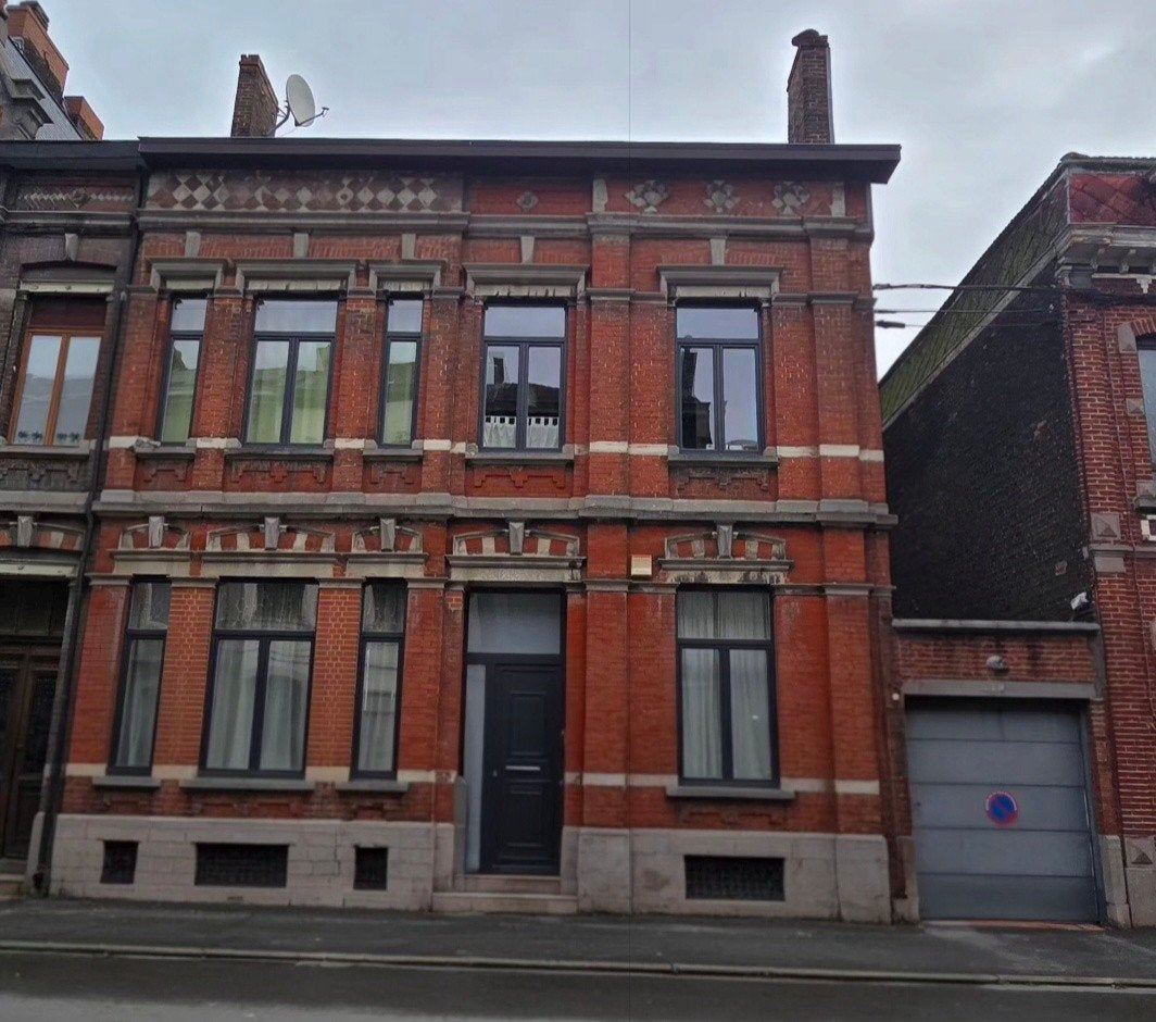 AA vendre très grand maison de Maître, Jumet, 500 à 1000 m², 5 pièces, Ventes sans courtier