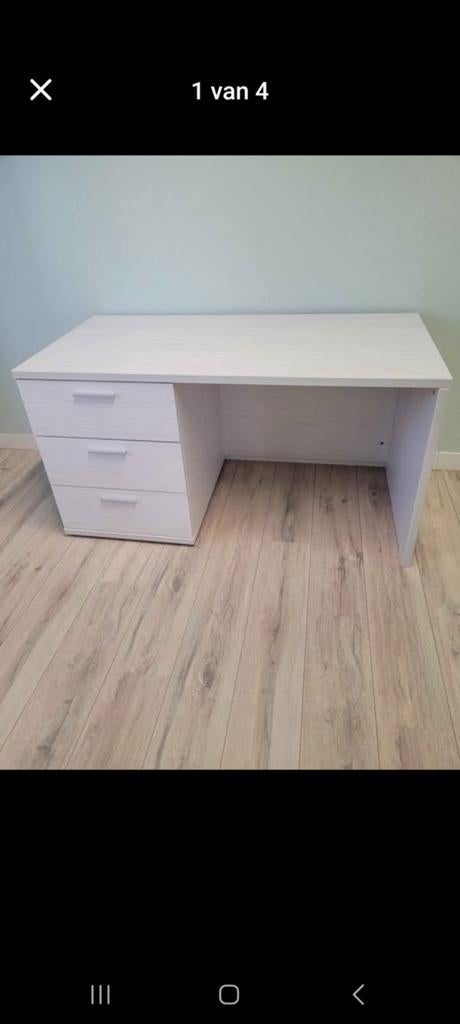 Bureau, Ophalen