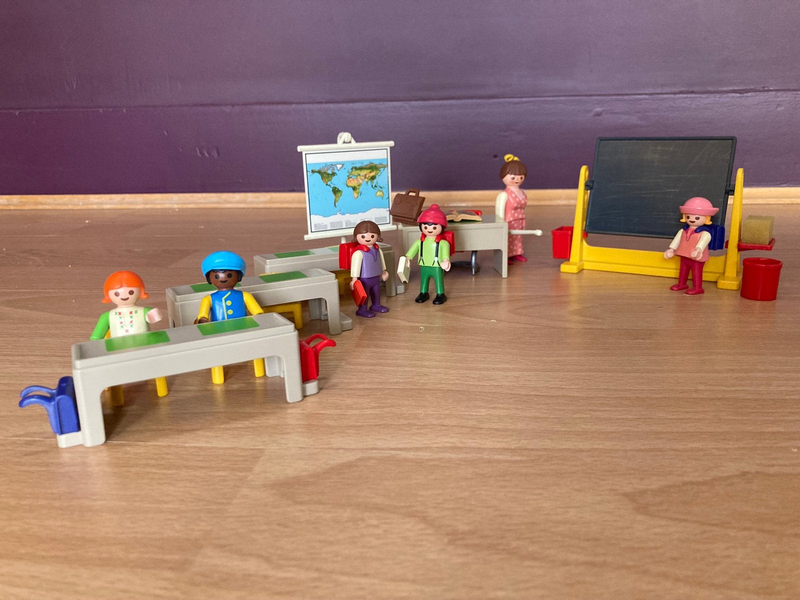 Playmobil - klaslokaal, Kinderen en Baby's, Speelgoed | Playmobil, Ophalen, Gebruikt, Complete set, Figuren