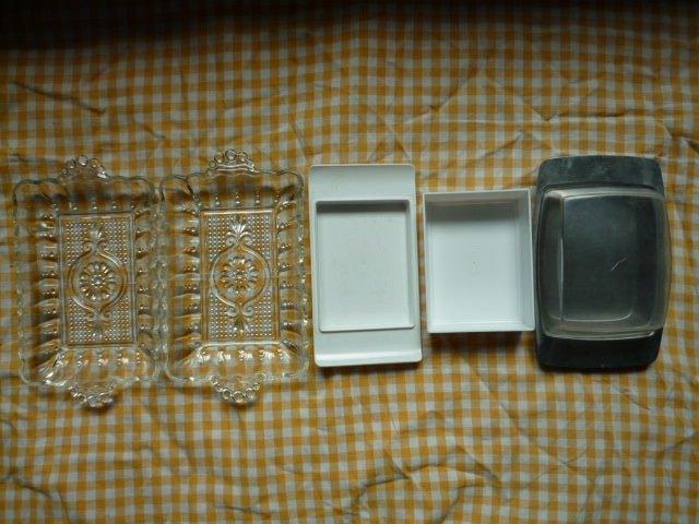 Lot de 5 beurriers, Maison & Meubles, Enlèvement ou Envoi, Utilisé, Verre, Récipient(s)