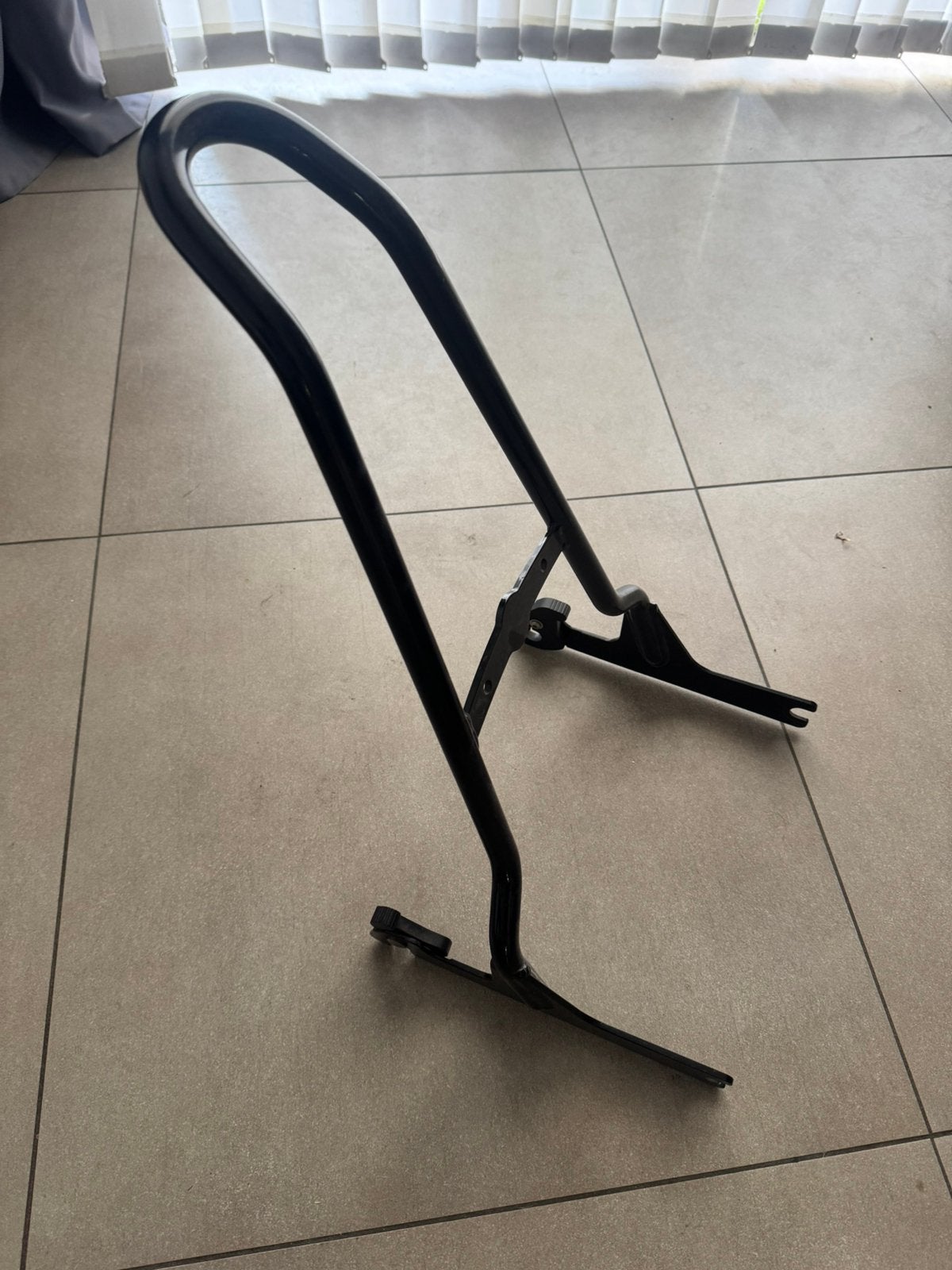 Pneu Sissy Bar Harley Davidson Softail-Wide amovible noir, Enlèvement, Neuf