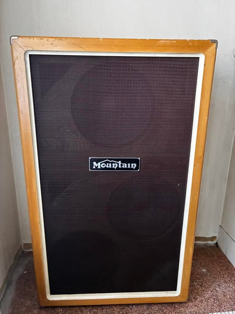 Mountain 3x15 cabinet, Ophalen, Zo goed als nieuw