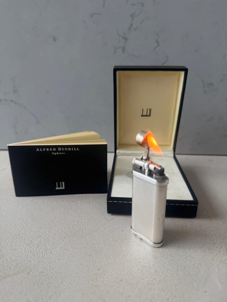 Dunhill Unique aansteker/lighter zilver met doos en boekje, Ophalen of Verzenden, Gebruikt, Aansteker
