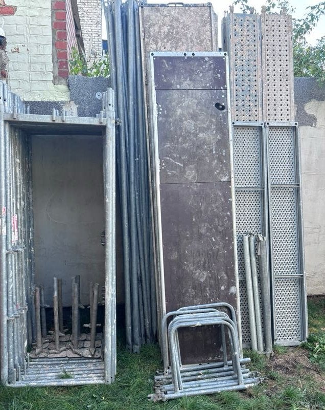 Echafaudage 100m2 complet ALTRAD, Enlèvement, Comme neuf