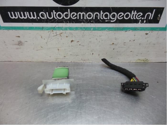 Kachel Weerstand van een Volkswagen Caddy (Caddy 04-), Gebruikt, -, Volkswagen, -