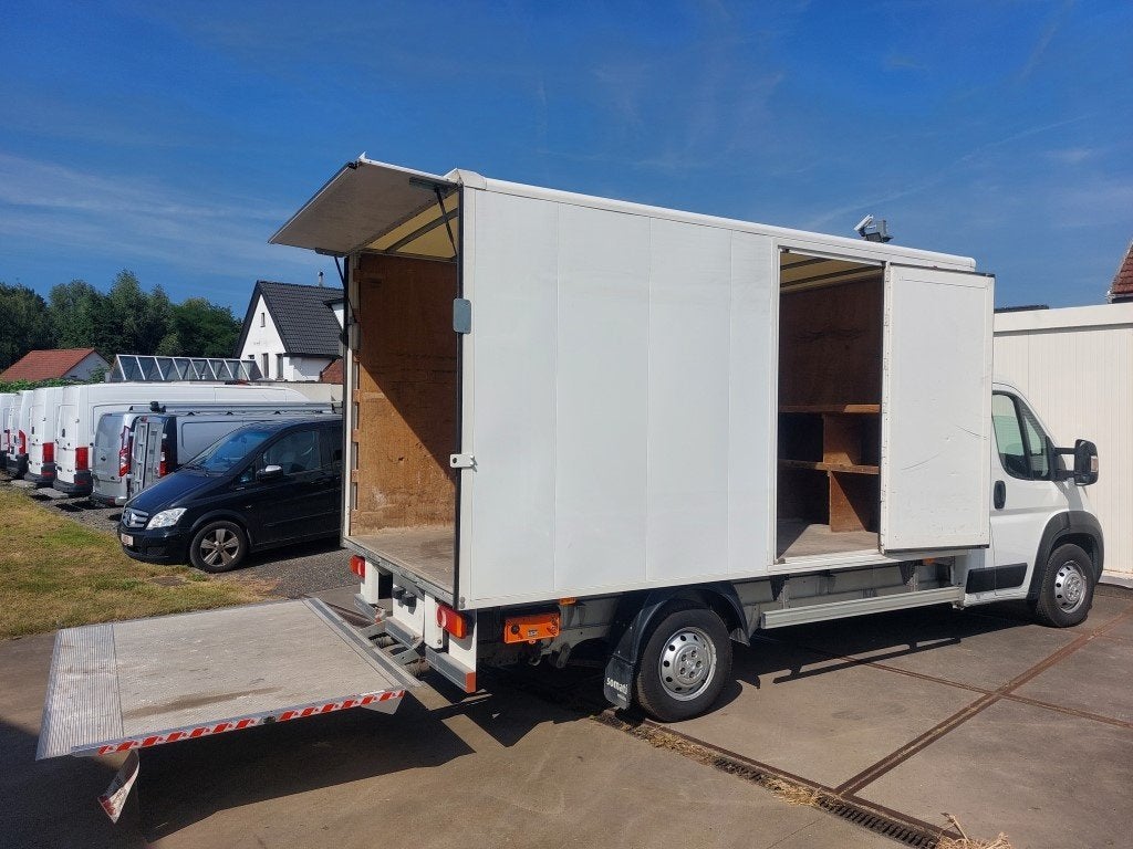 Peugeot Boxer coffre à meuble+hayon 2018 63000km (17900+TVA), Achat, https://public.car-pass.be/vhr/cab5b5a2-1d6e-4b99-af75-5de1fd0b7ce7