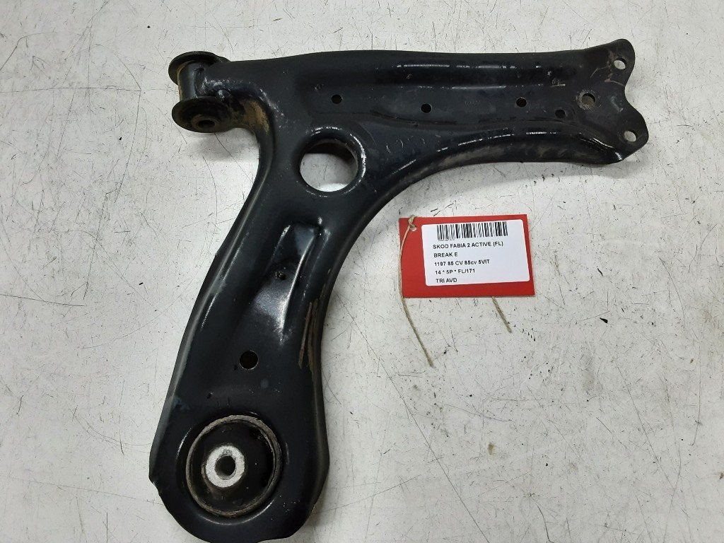 BRAS DE SUSPENSION AVANT DROIT (TRIANGLE) Fabia II Combi, Mevr. I. Hauben, Utilisé, Skoda, Rue de l'Espoir 34 34
4030  GRIVEGNÉE, BE