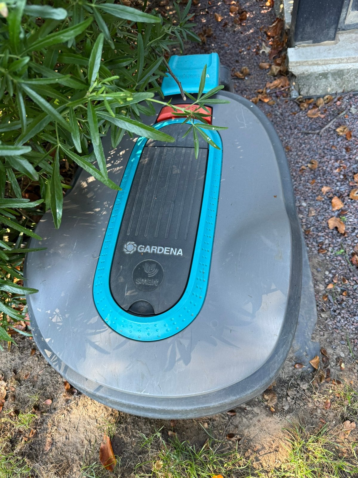 Gardena robot maaier 2x, Ophalen, Gebruikt, 20 tot 25 cm, Bestuurbaar via app