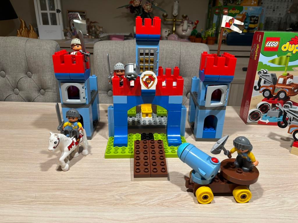 Duplo groot koninklijk kasteel, Kinderen en Baby's, Speelgoed | Duplo en Lego, Ophalen, Zo goed als nieuw, Duplo