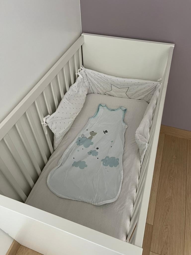 Lit bébé à tiroirs, Ophalen, Matras