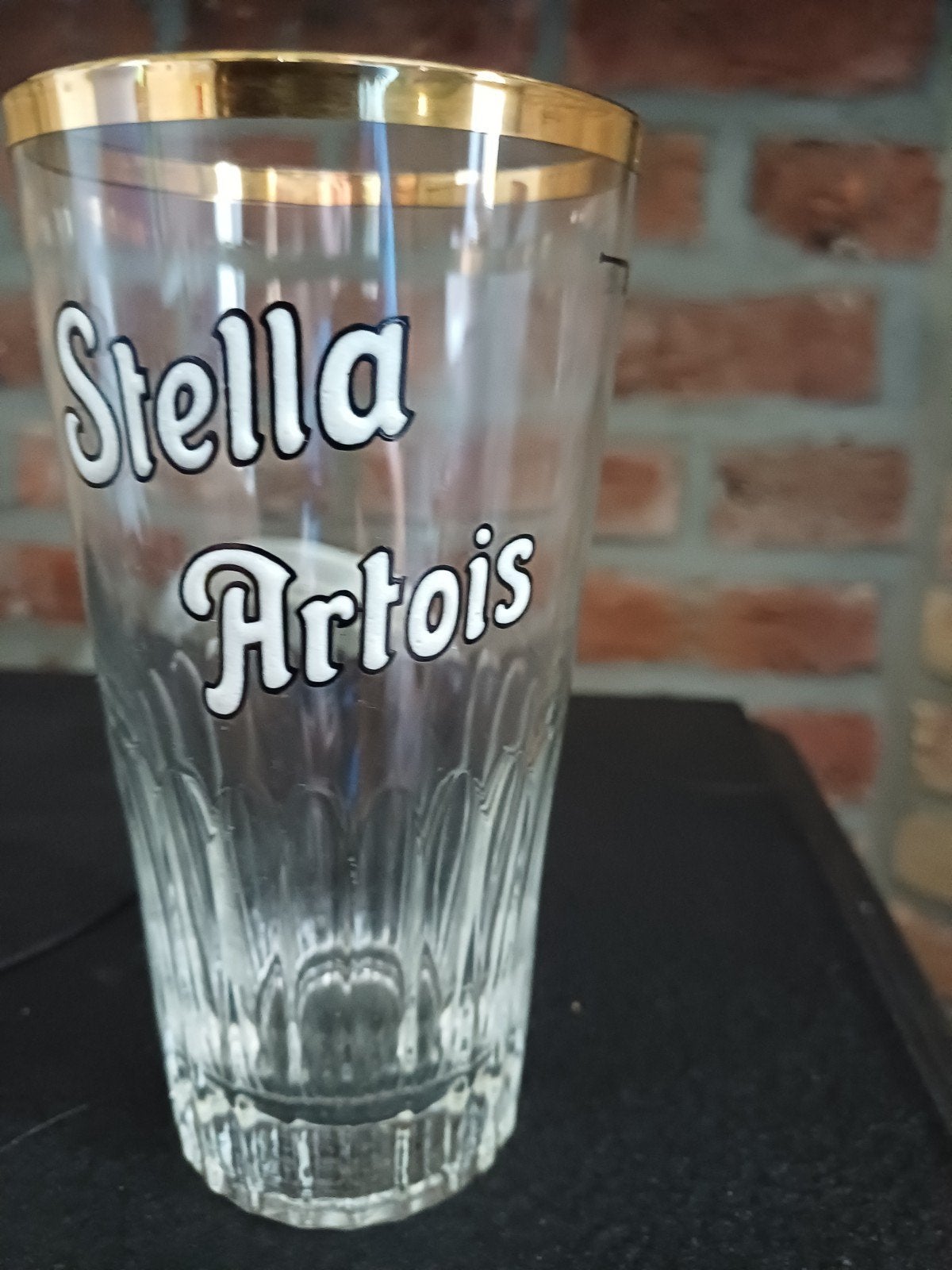 0ud email stella artois ribbel bierglas 33cl met gouden rand, Verzamelen, Ophalen, Bierglas