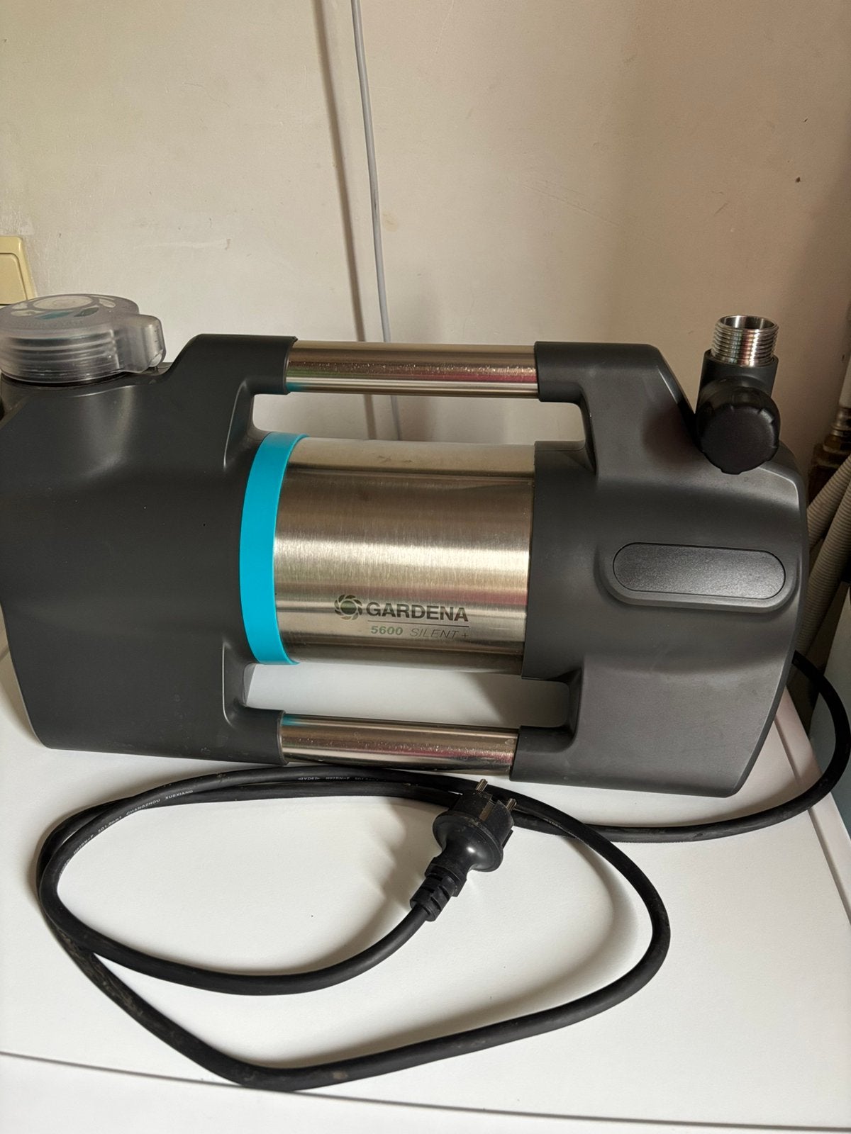 Gardena waterpomp 5600 Silent, Ophalen, Zo goed als nieuw