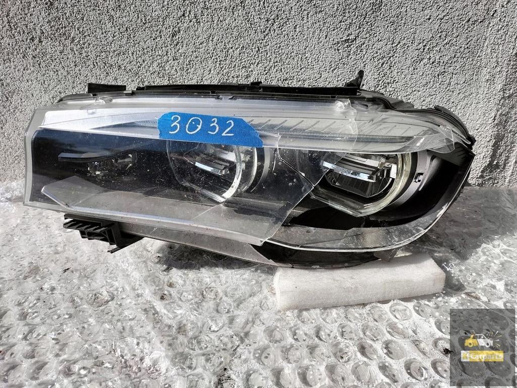 8738673AI01, BMW X5 F15 F16 LIFT FULL LED ADAPTIEVE LINKER K, Auto-onderdelen, Petuelring 130
80788  Munich, DE, Gebruikt, Info@bmw.de