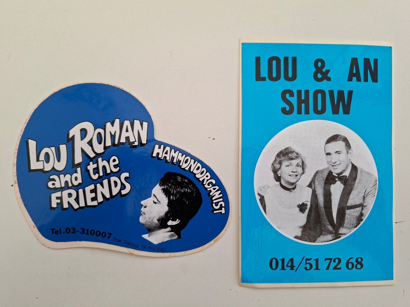 Lou Roman Band - 2 oude stickers, Verzamelen, Ophalen of Verzenden, Zo goed als nieuw, Overige typen