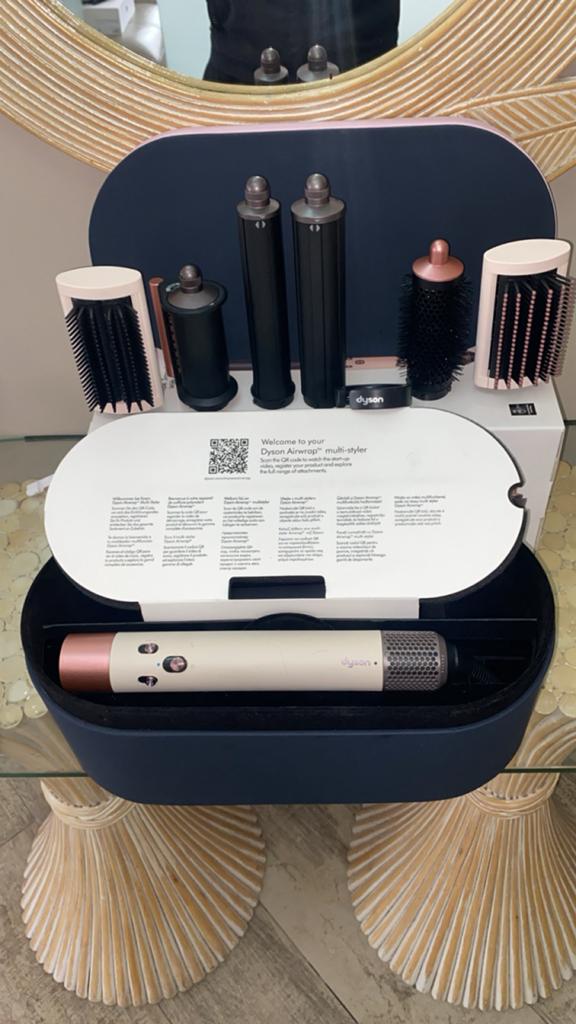 Dyson airwrap, Handtassen en Accessoires, Uiterlijk | Haarverzorging, Zo goed als nieuw, Ophalen