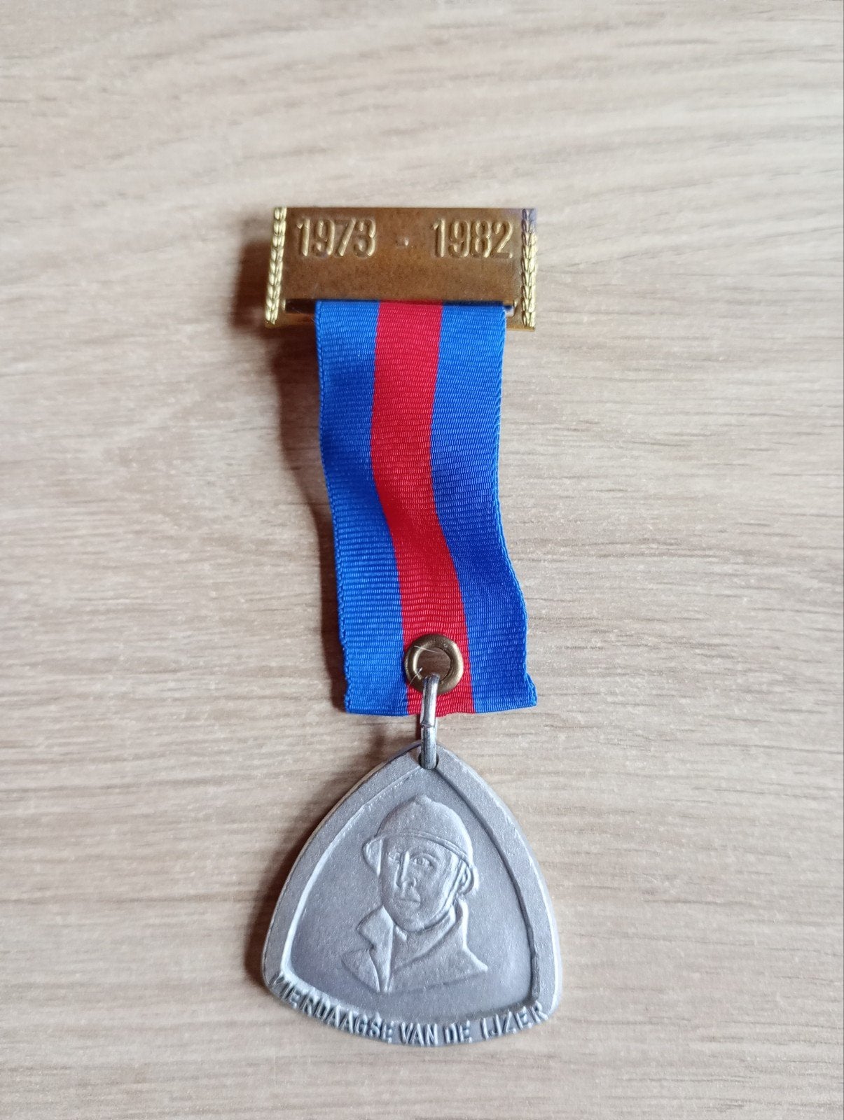 Medaille vierdaagse Ijzer 1973 - 1982, Ophalen of Verzenden
