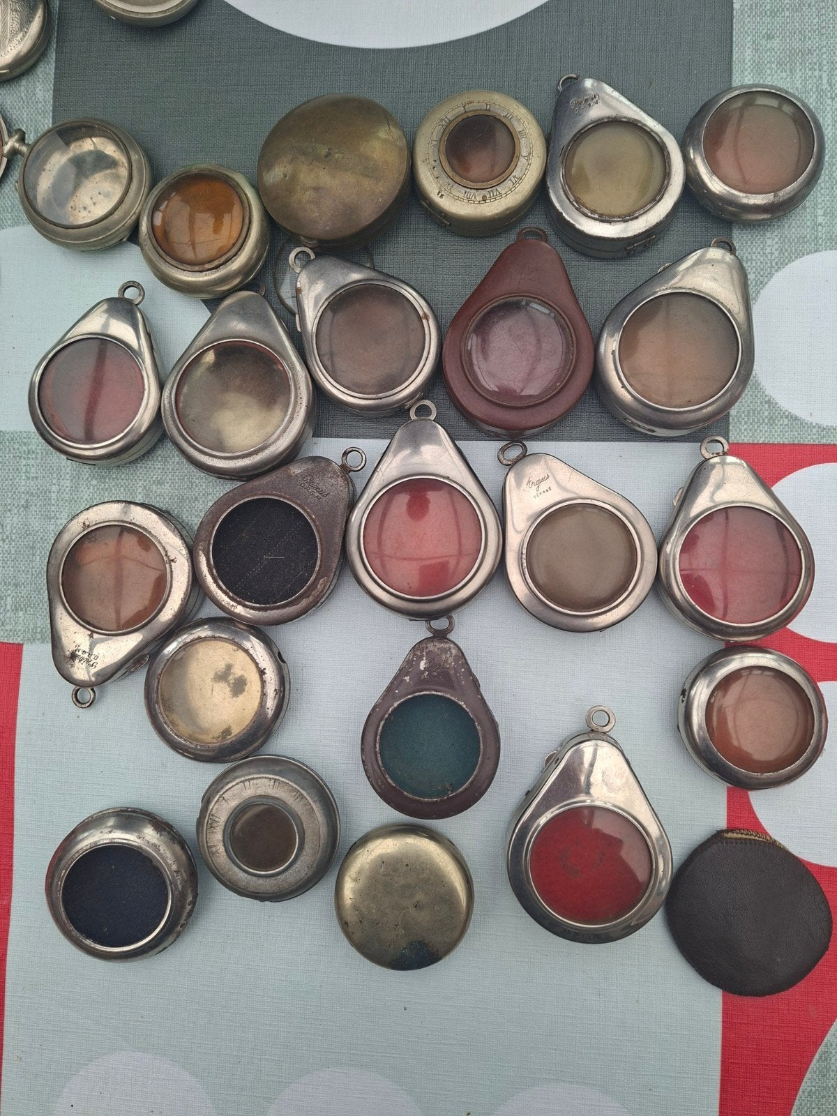boîtier pour montre, Envoi