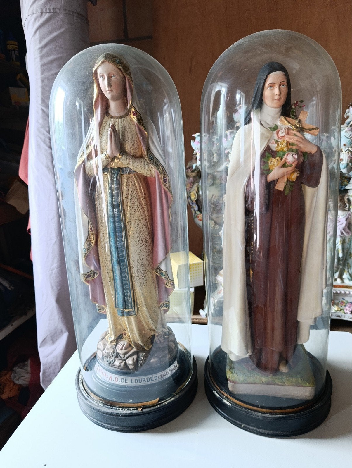 grote beelden onder stolp, Antiek en Kunst, Ophalen