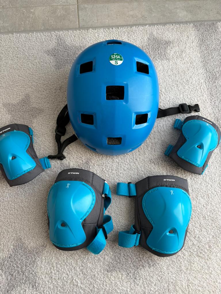 Helm set kinderen S 52-54cm, Ophalen, Zo goed als nieuw, Kinderen