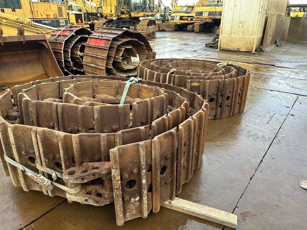 Hitachi ZX 870 tracks, Gebruikt