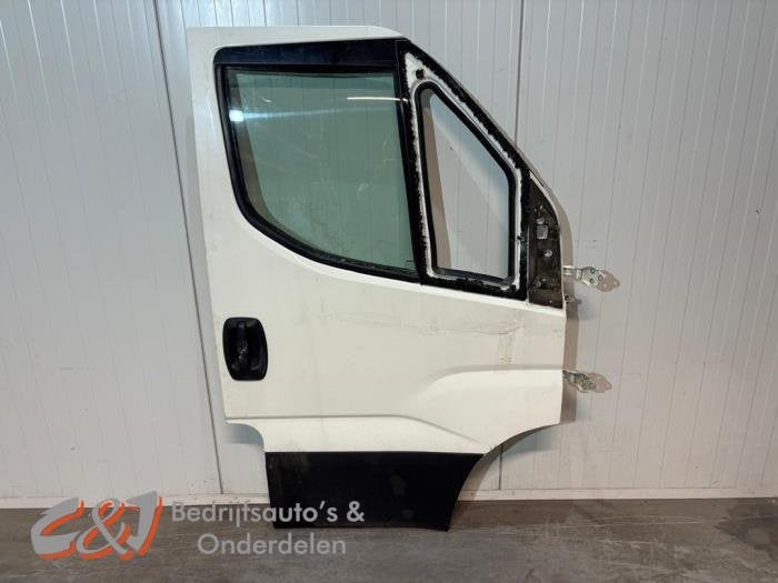 Portier 2Deurs rechts van een Iveco New Daily, Gebruikt, -, -, Ophalen of Verzenden