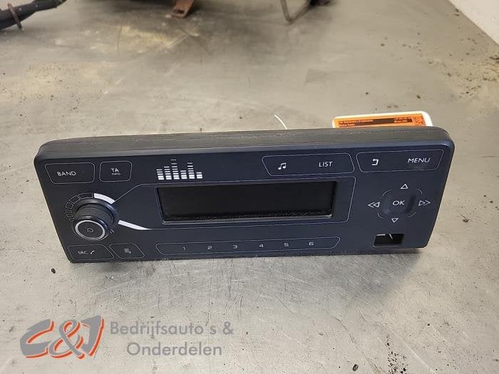 Radiobedienings paneel van een Peugeot Partner, Gebruikt, -, -, Ophalen of Verzenden