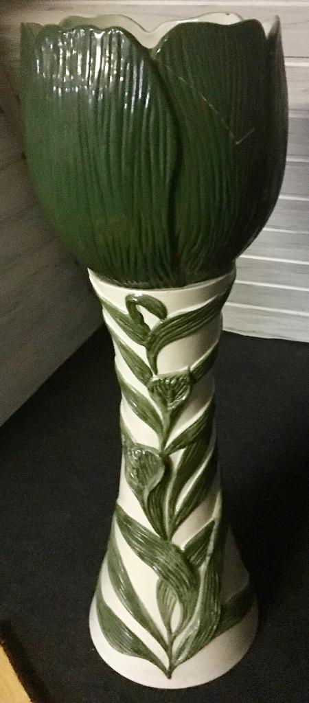 Antieke Piedestal, Ophalen