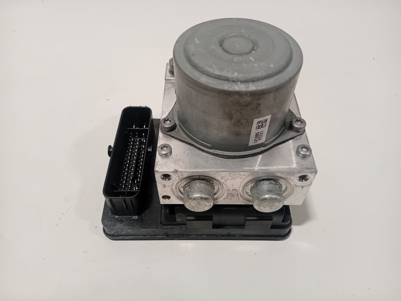 Abs pomp Jeep Renegade, Jeep, Onderdelen@venauto.nl, Van der Ven Autorecycling B.V., Gebruikt