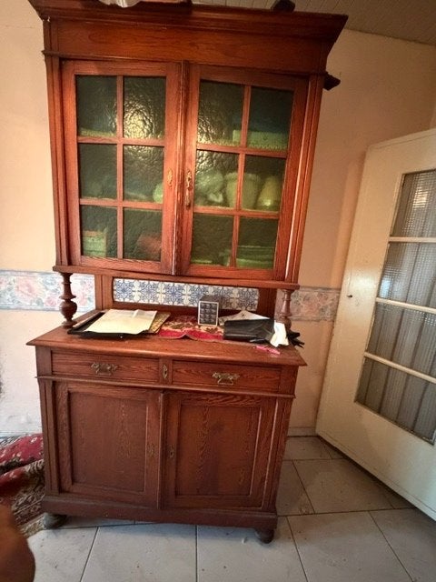 antieke kast Gratis, Antiek en Kunst, Ophalen