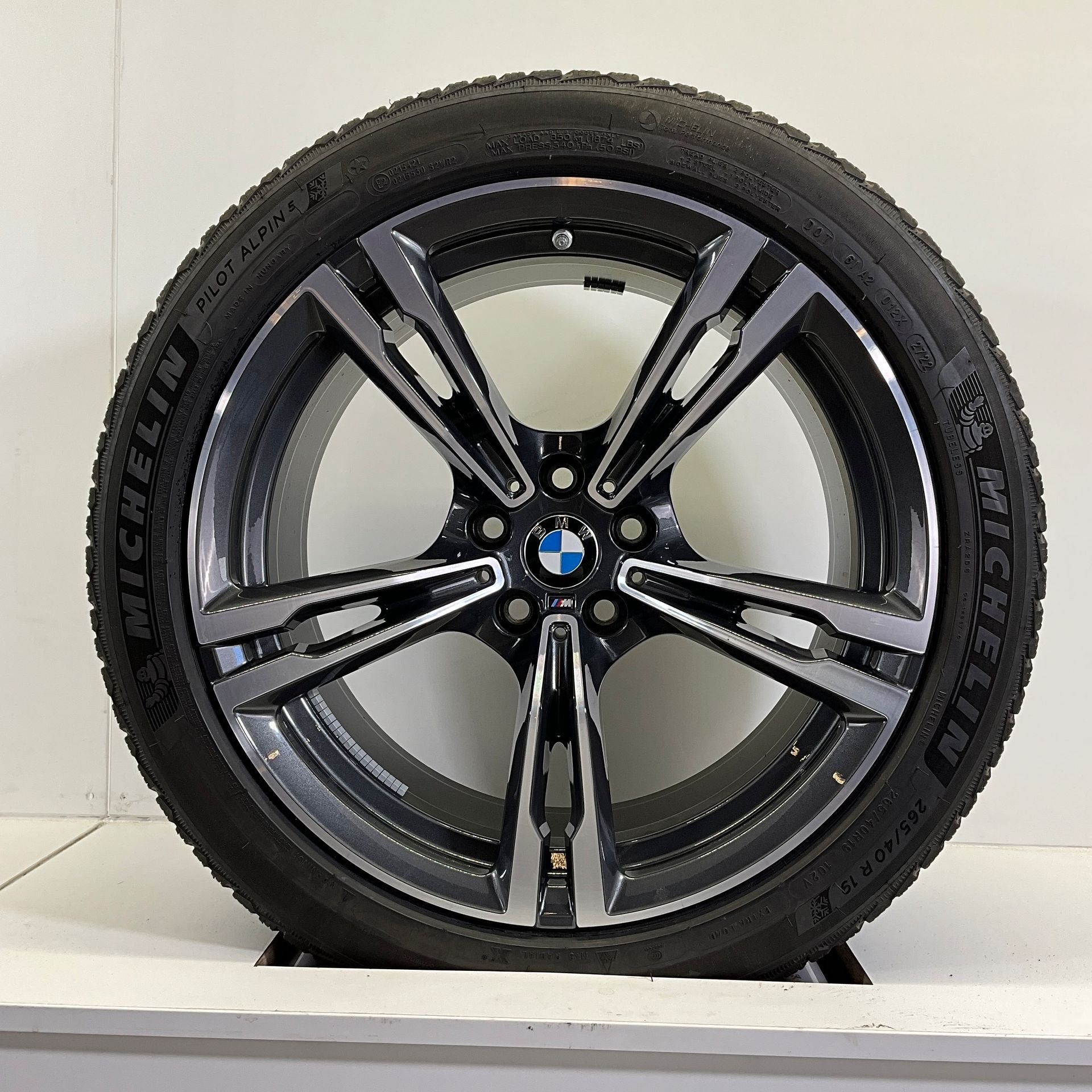 BMW M5 F90 M8 F92 F92 BREEDSET VELGEN + WINTERBANDEN 19 INCH, Auto-onderdelen, Banden en Velgen, 19 inch, -, -, Banden en Velgen