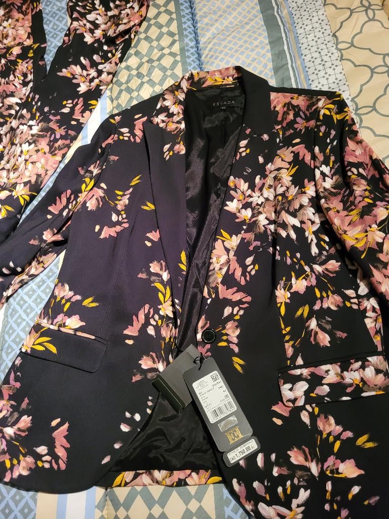 Ensemble veste et pantalon ESCADA neuf, Escada, Costume ou Complet, Noir, Envoi