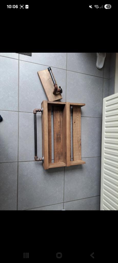 Handdoekhouder en wcrolhouder, Ophalen of Verzenden, Gebruikt, Bruin, Handdoekenrek