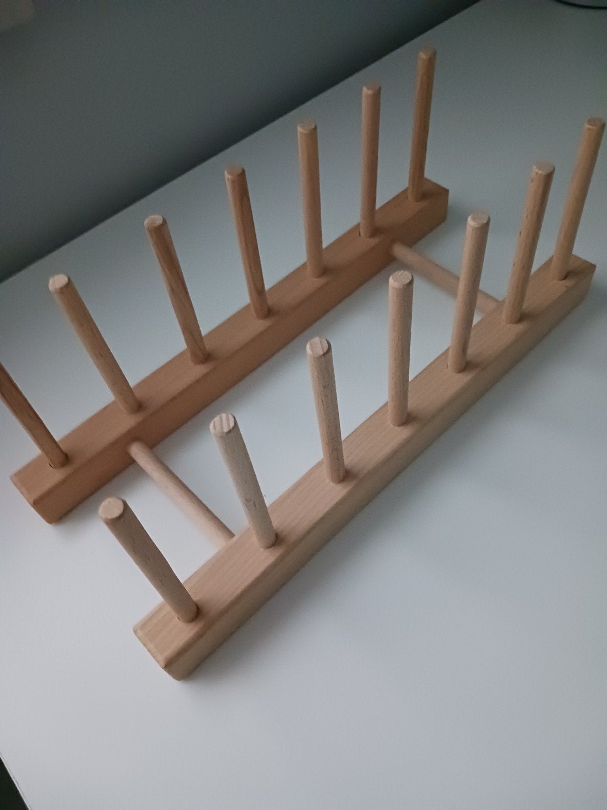 Houten bordenrekje nrt als nieuw te koop., Bordenrek, Ophalen, Zo goed als nieuw, Hout